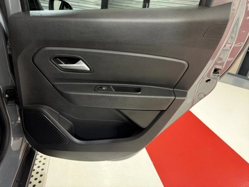 Image véhicule  Dacia DUSTER (35)