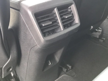 Image véhicule Citroën C5 AIRCROSS (22) Image véhicule Citroën C5 AIRCROSS (22)