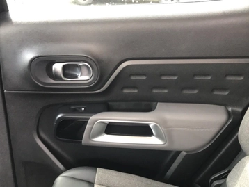 Image véhicule Citroën C5 AIRCROSS (23) Image véhicule Citroën C5 AIRCROSS (23)