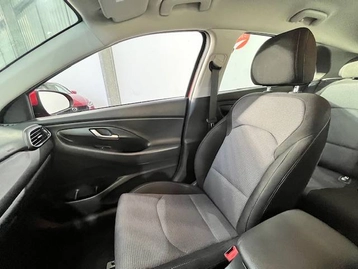 Image véhicule  Hyundai I30 (13)