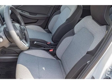 Image véhicule  Renault CLIO (6)