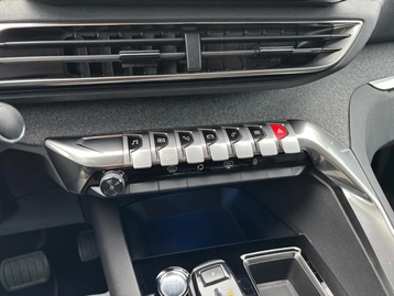 Image véhicule  Peugeot 3008 (13)
