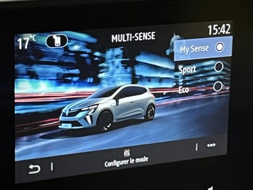 Image véhicule  Renault CLIO (21)