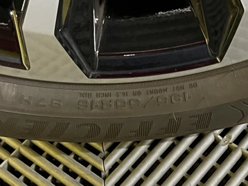 Image véhicule  Renault CLIO (35)