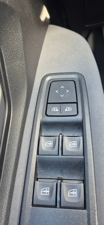 Image véhicule  Dacia JOGGER (24)