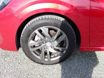 Image véhicule  Peugeot 208 (25)