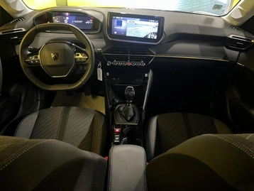 Image véhicule  Peugeot 208 (25)