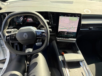 Image véhicule  Renault RAFALE (20)