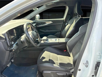 Image véhicule  Renault RAFALE (15)