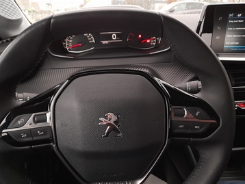 Image véhicule  Peugeot 208 (12)