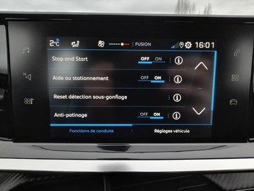 Image véhicule  Peugeot 208 (9)