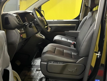 Image véhicule Toyota PROACE (40) Image véhicule Toyota PROACE (40)