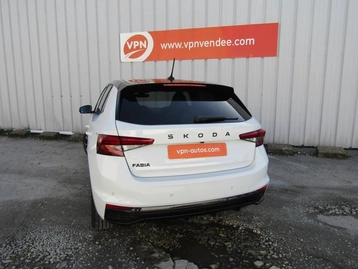Image véhicule  Skoda FABIA (17)
