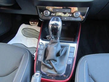 Image véhicule  Skoda FABIA (12)