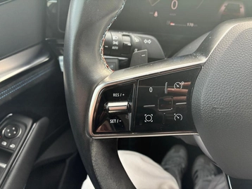 Image véhicule  Renault AUSTRAL (24)