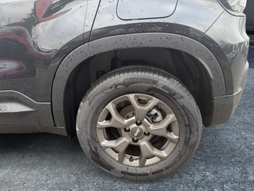 Image véhicule  Jeep AVENGER (14)