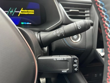 Image véhicule  Renault SYMBIOZ (41)