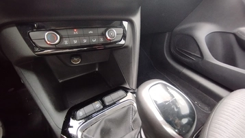 Image véhicule  Opel CORSA (13)