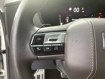 Image véhicule DS DS4 (23) Image véhicule DS DS4 (23)