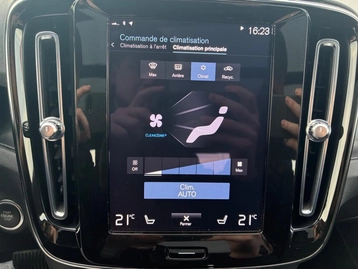 Image véhicule  Volvo XC40 (31)