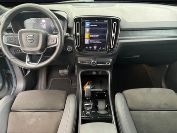 Image véhicule  Volvo XC40 (23)