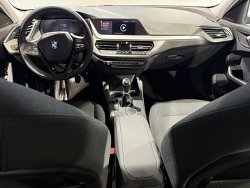 Image véhicule  BMW SÉRIE 1 (41)