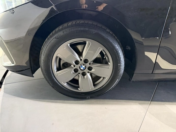 Image véhicule  BMW SÉRIE 1 (33)