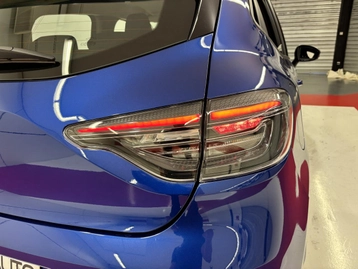 Image véhicule  Renault CLIO (31)