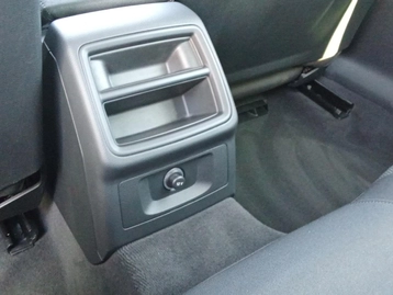 Image véhicule  Audi A4 AVANT (27)