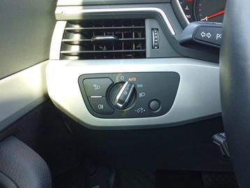 Image véhicule  Audi A4 AVANT (16)