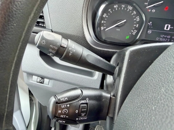 Image véhicule Peugeot EXPERT (19) Image véhicule Peugeot EXPERT (19)