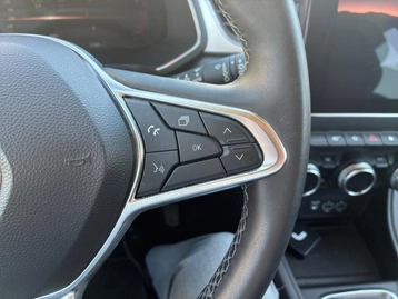 Image véhicule  Renault CAPTUR (23)