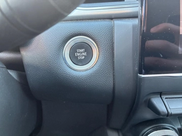 Image véhicule  Renault CAPTUR (32)