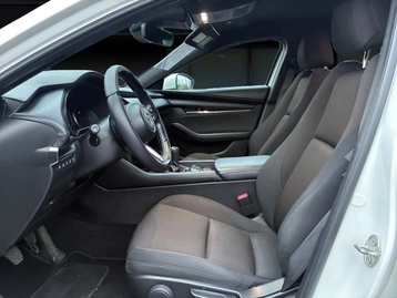 Image véhicule  Mazda MAZDA 3 (9)