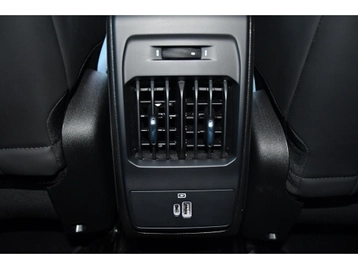 Image véhicule  Alfa Romeo TONALE (16)