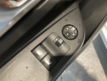 Image véhicule  Opel CORSA (12)