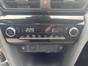 Image véhicule  Toyota YARIS CROSS (28)
