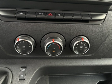 Image véhicule  Renault MASTER (12)