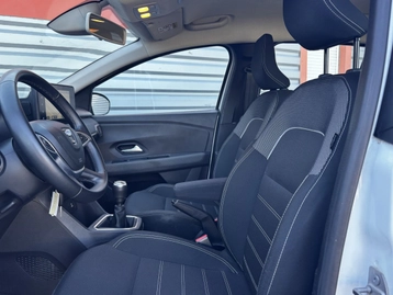 Image véhicule  Dacia SANDERO (3)