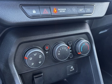 Image véhicule  Dacia SANDERO (23)