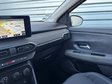Image véhicule  Dacia SANDERO (27)