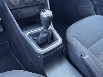 Image véhicule  Dacia SANDERO (25)