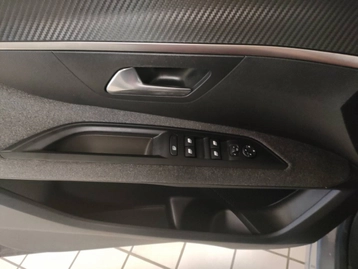 Image véhicule  Peugeot 5008 (8)