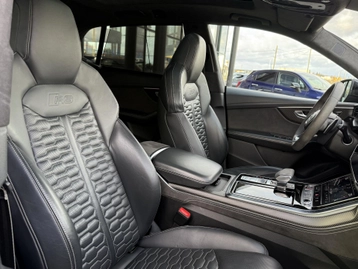 Image véhicule  Audi RS Q8 (36)