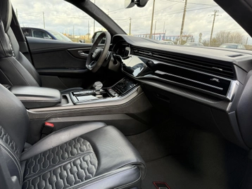 Image véhicule  Audi RS Q8 (35)