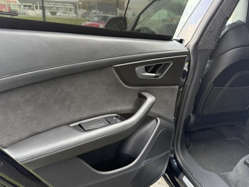 Image véhicule  Audi RS Q8 (39)