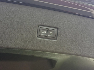 Image véhicule  Audi RS Q8 (42)