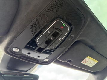 Image véhicule  Audi RS Q8 (31)