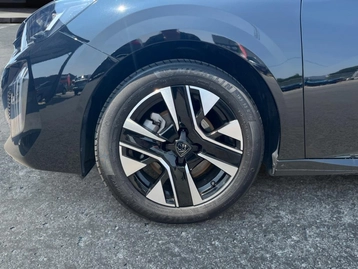 Image véhicule  Peugeot 208 (10)