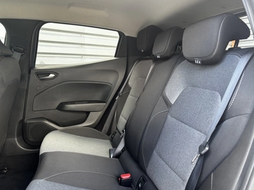 Image véhicule  Renault CLIO (5)